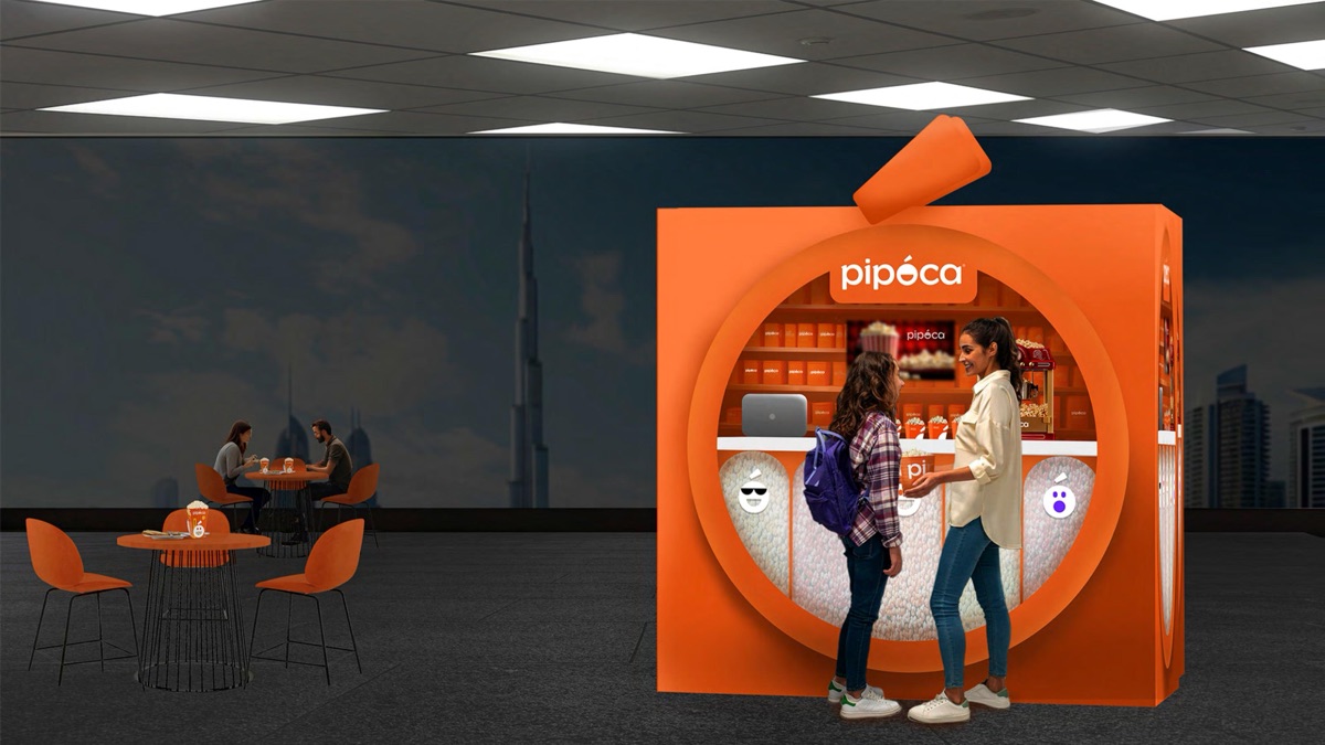 Pipóca popcorn brand retail kiosk in a Dubai mall